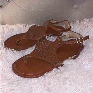 Jessica Simpson size 8 sandals ❤️